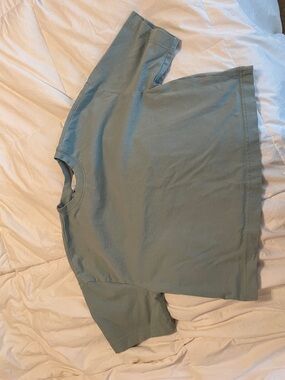 H&M Light Sage Green Crewneck Cropped Tee